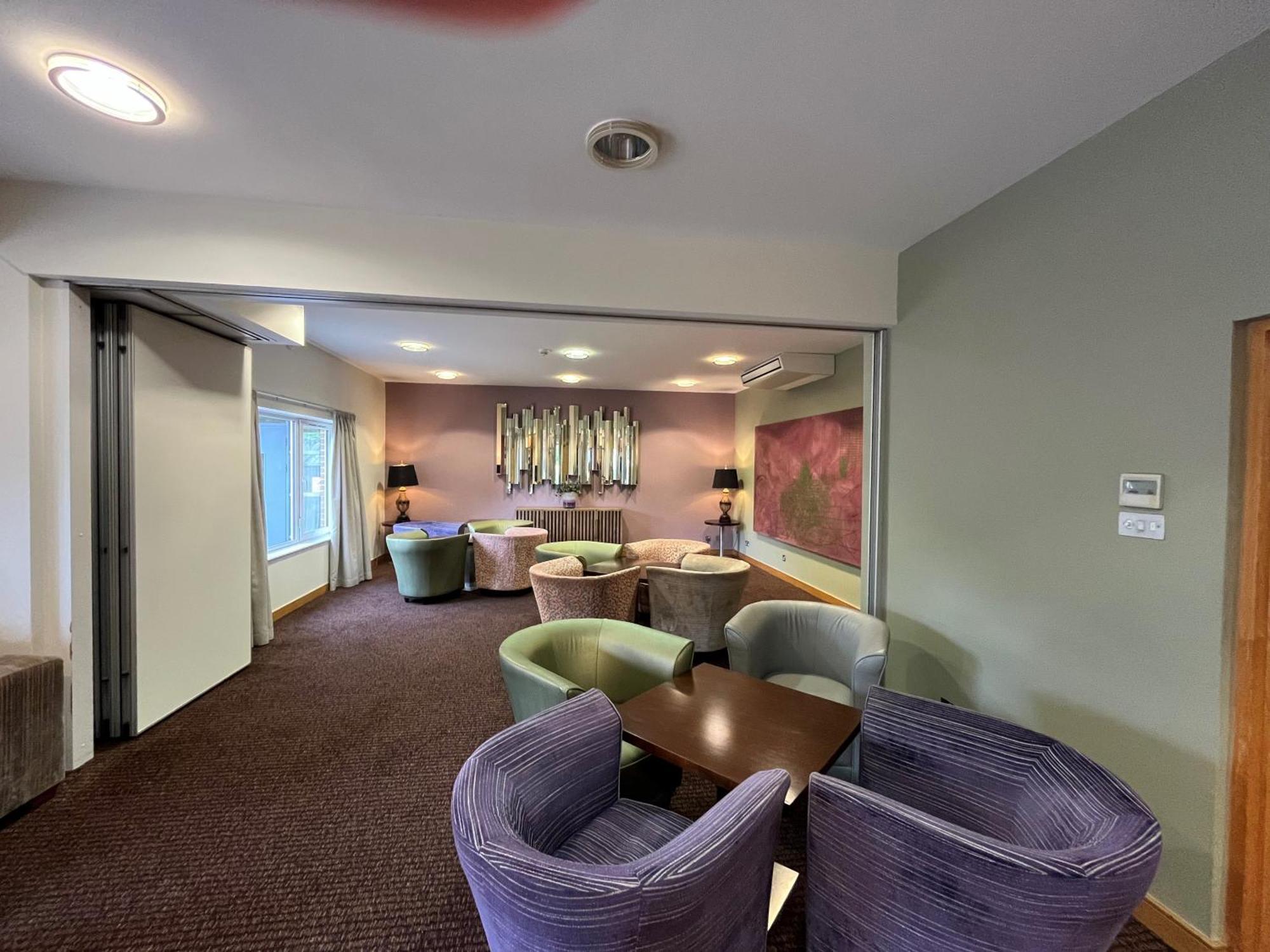 Cranfield Management Development Centre Hotel ภายนอก รูปภาพ